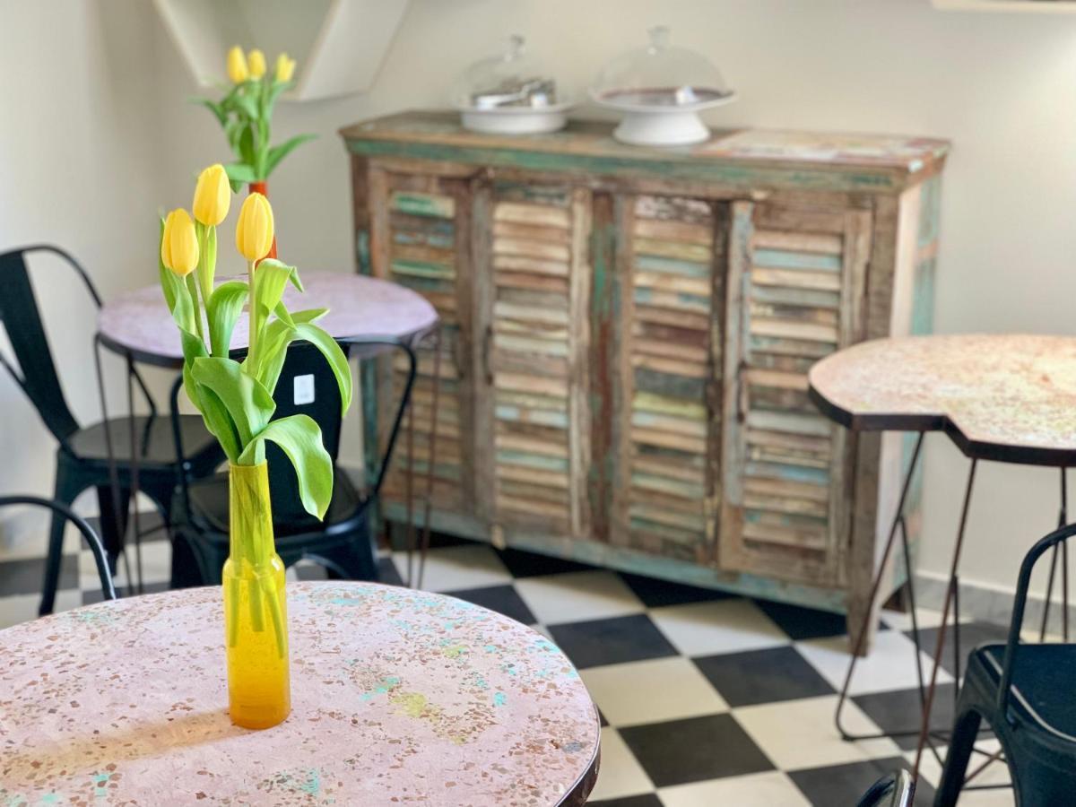 Bed and Breakfast Habitare Lecce & Salento Exterior foto